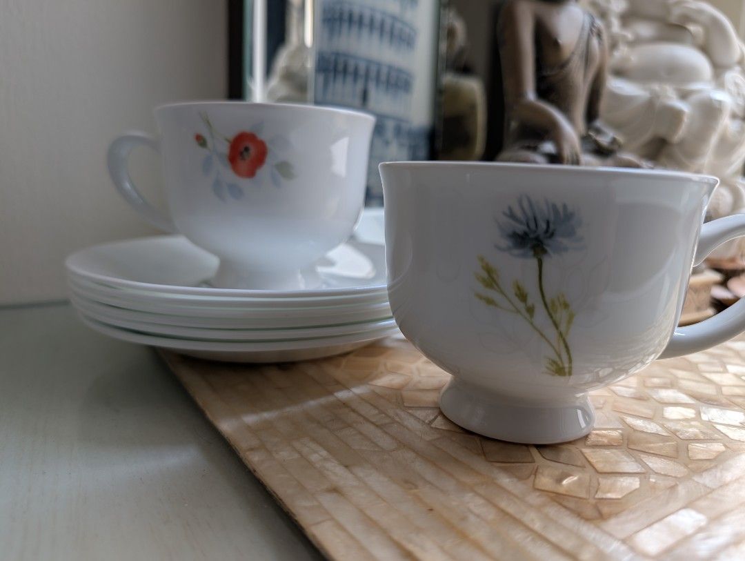 Corelle Coordinates Porcelain Teacups and Saucers