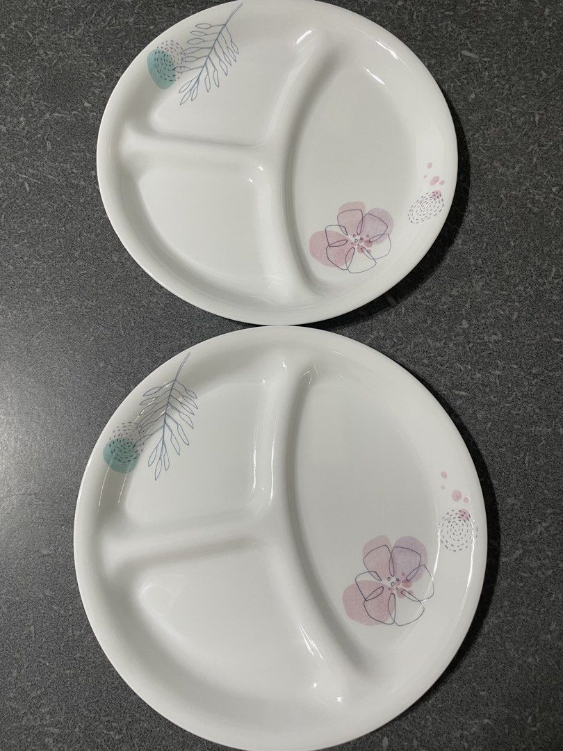 Corelle Divided Plates - Brand New