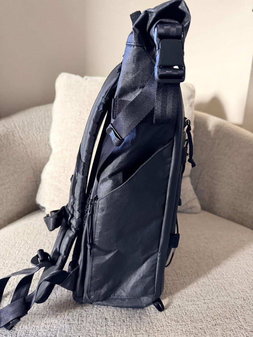 CTactical CTR backpack (Category: Backpacks) located in Singapore. Submitted by mrbeangadgets (Listing ID 1434486032, Image 4). Description: - Stylish black backpack - Roll-top closure - Front pocket with drawstring - Padded back panel for comfort - Adjustable shoulder straps CTactical CTR Ultra 400TX with Red interior.