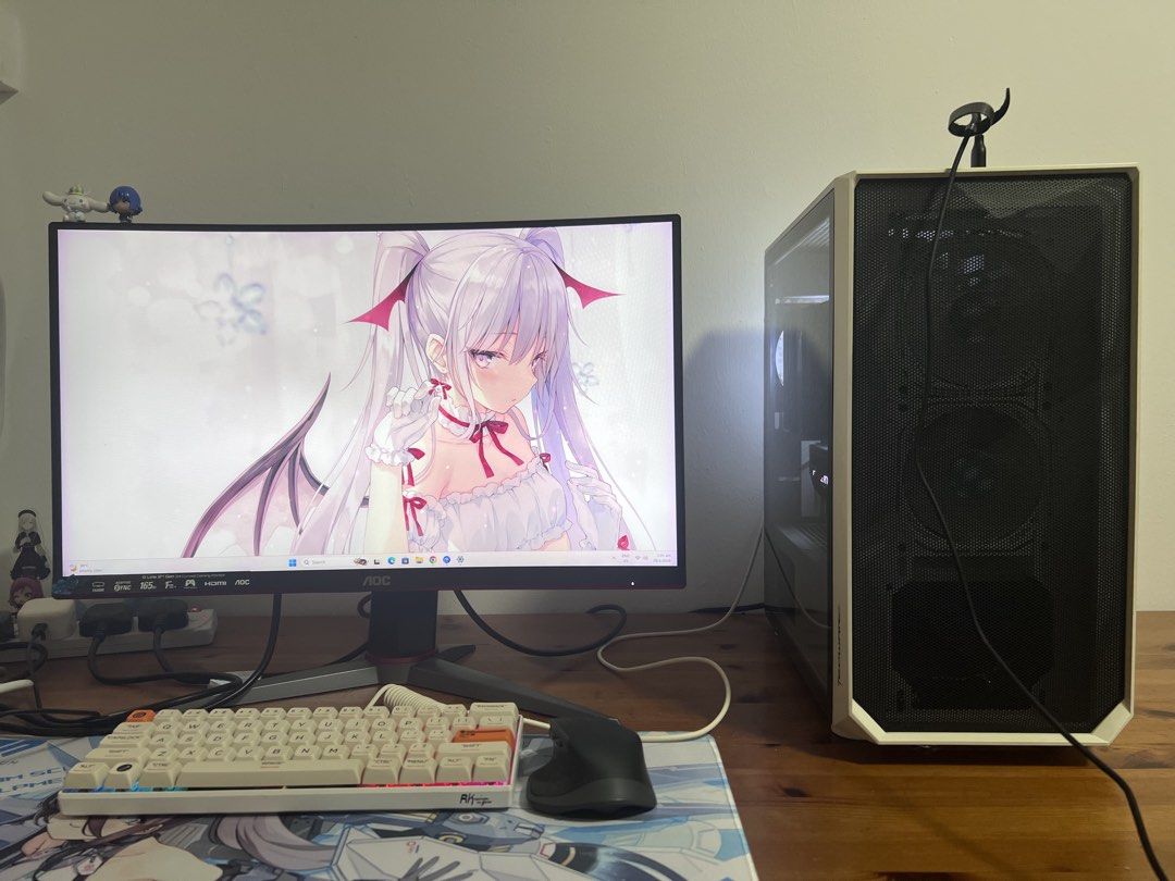 Custom Gaming PC with Monitor & Keyboard