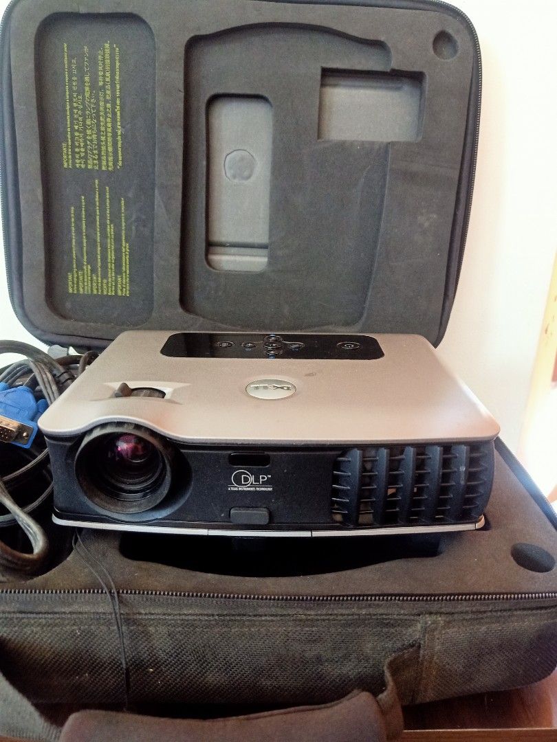 Dell 2400MP Projector (Category: Projectors) located in Las Pinas. Submitted by the_recycle_shop (Listing ID 1434870543, Image 1). Description: Good working condition No remote 220 volts .