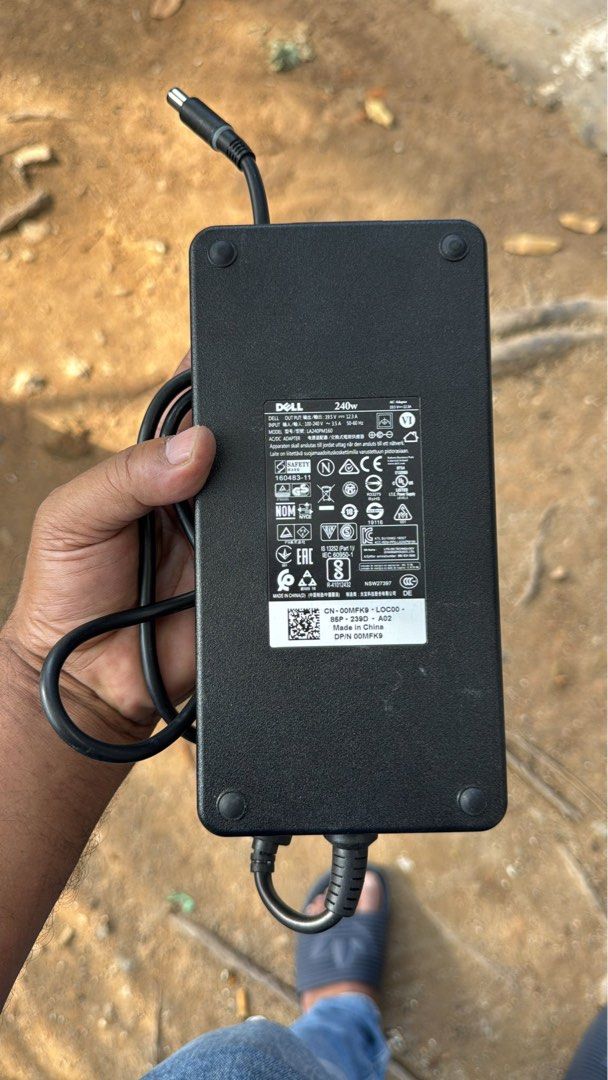 Dell Thunderbolt Dock TB16 + 240W adapter439870745551851523