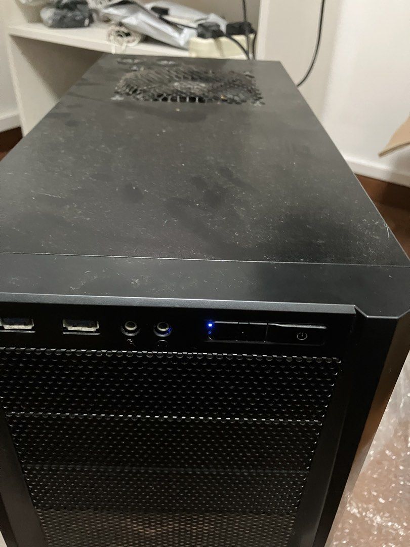 Desktop PC439544538413158400