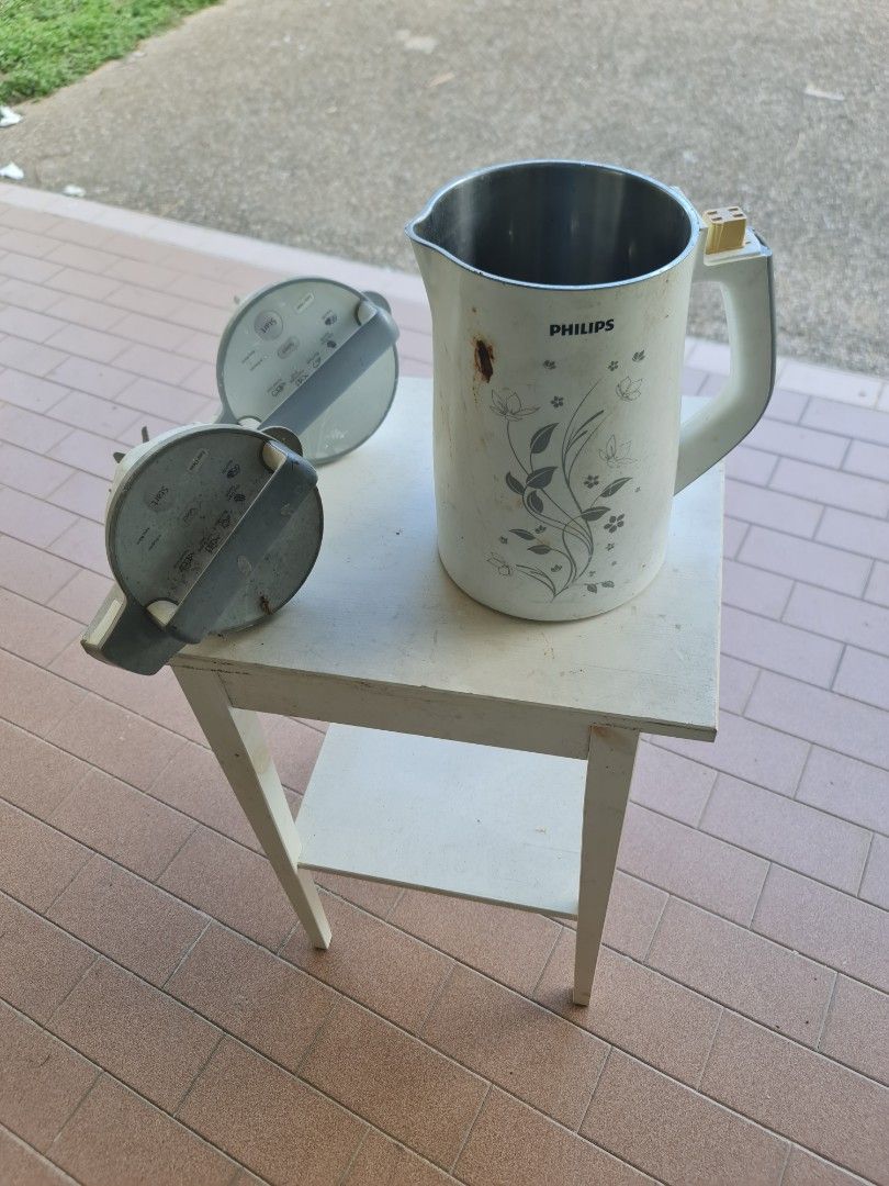 FREE Philips Soy Milk Maker / Soup Maker – Collect by 29 April