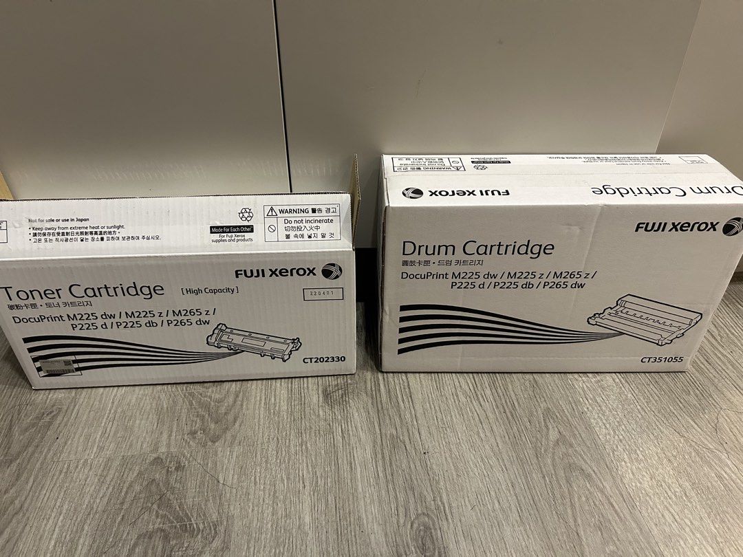 FUJI XEROX DRUM & TONER