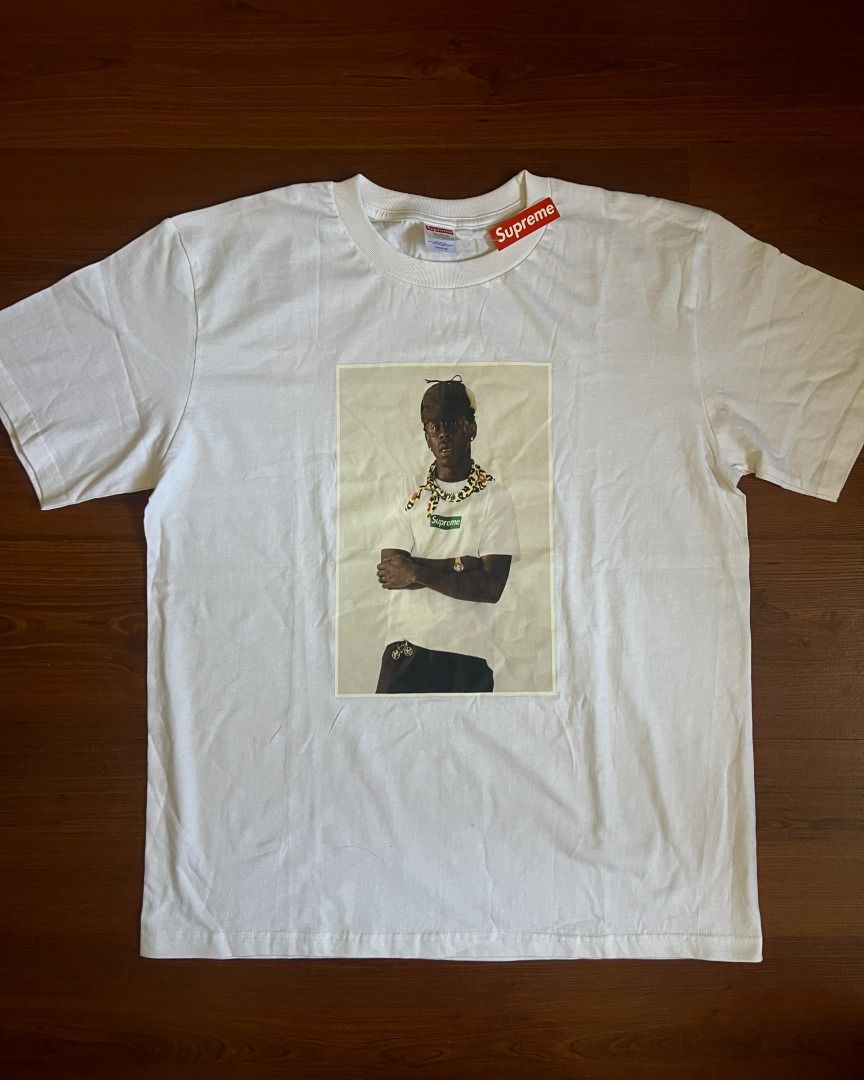 FW24 Supreme Tyler The Creator Tee (Category: Tshirts & Polo Shirts ) located in Las Pinas. Submitted by coldcuration (Listing ID 1434969243, Image 2). Description: 𝙵𝚆 𝟸𝟺 𝚂𝚞𝚙𝚛𝚎𝚖𝚎 𝚃𝚢𝚕𝚎𝚛 𝚃𝚑𝚎 𝙲𝚛𝚎𝚊𝚝𝚘𝚛 𝚃𝚎𝚎 Size L ₱999 Disclaimer: We are not affiliated, associated, or in any way officially connected with the Brand(s) mentioned in this post, or any of its subsidiaries or its affiliates. The names, marks, emblems and images a