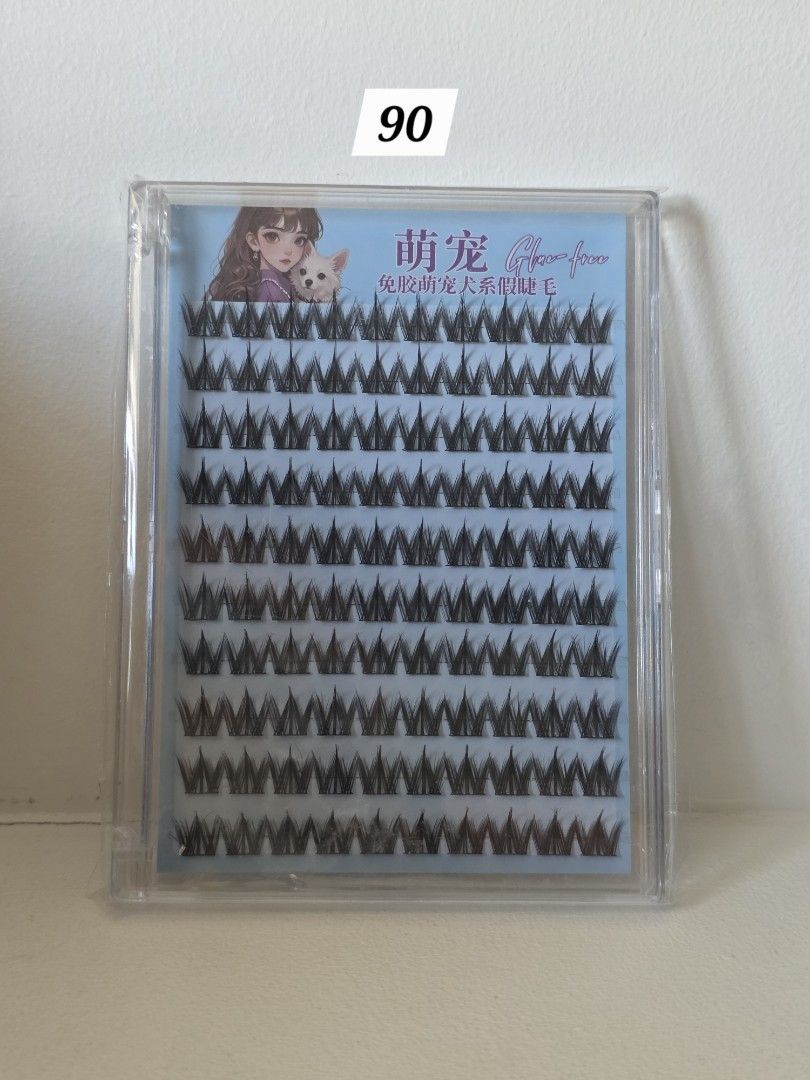 Glue free False Eyelashes (Category: Makeup) located in Rizal. Submitted by likhaniluntian (Listing ID 1434876289, Image 2). Description: Glue free false eyelashes RFS: Decluttering 📦 Lalamove / J&T 💸 GCash, Maya, GoTyme, BPI, Metrobank 📍 Rodriguez, Rizal.