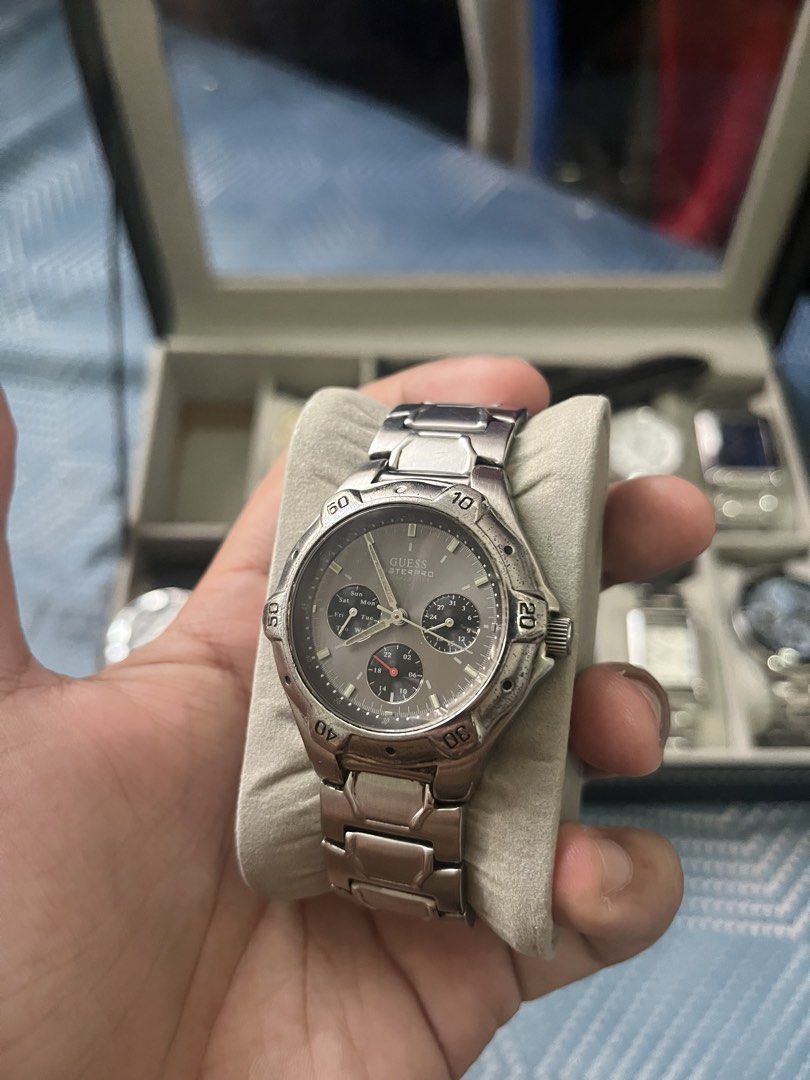 Guess Waterpro Silver Watch (Category: Luxury Watches) located in Bacolod City. Submitted by ejdp_24 (Listing ID 1434806952, Image 2). Description: Guess Waterpro G85386G Authentic 38 MM 24-Hour Dial,Day Indicator,Multi-Dial,Multiple Hands,Seconds Hand,Water-Resistant Watch has scratches and rusting due to its usage, negotiable .