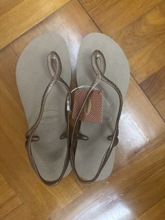 （分類：）位於 。 由 joyceyiiii 提交（商品編號 1434967189，圖片 1）。簡介： 。