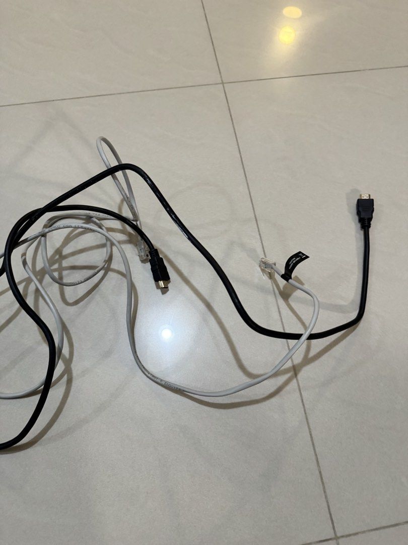 HDMI and Ethernet Cables439563233705349120