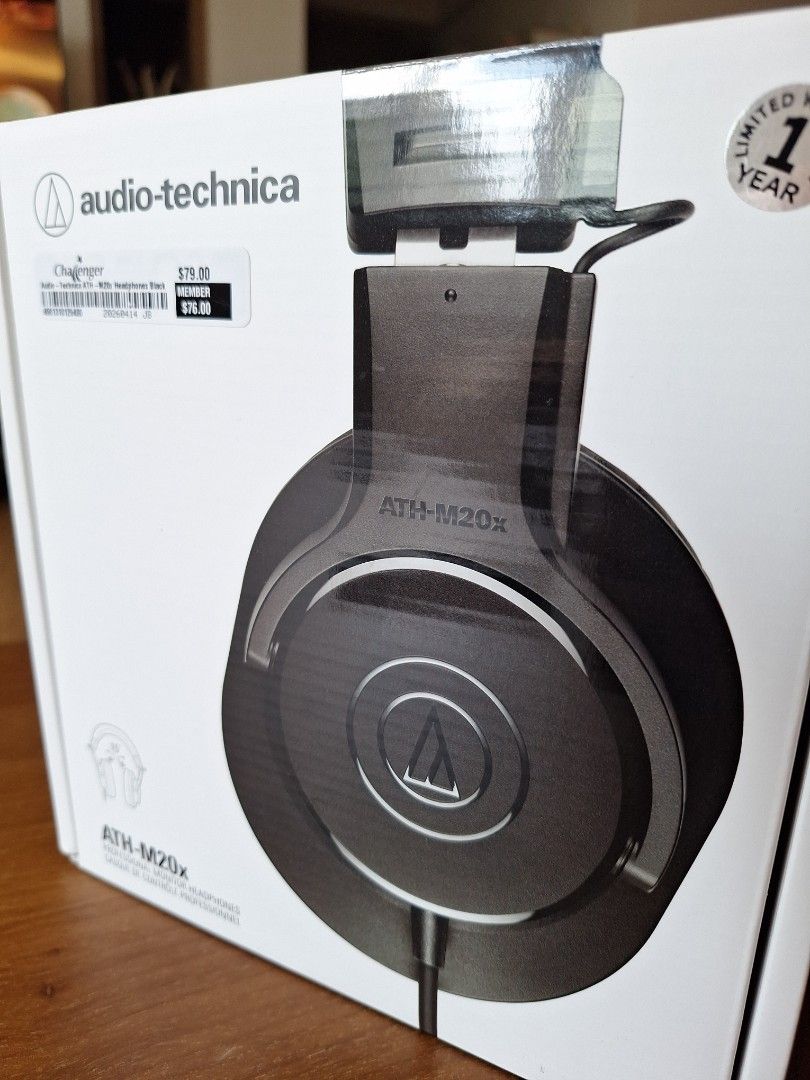 Headphones439419666255073280