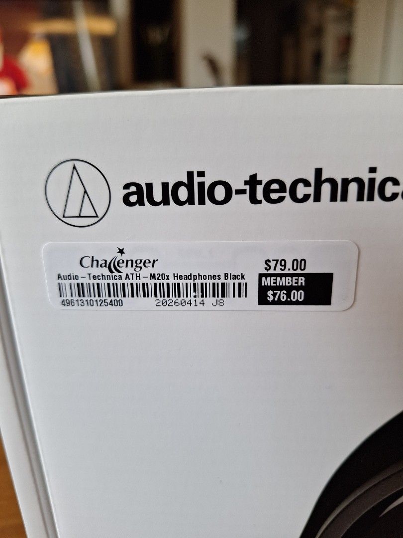 Headphones439419666255073281