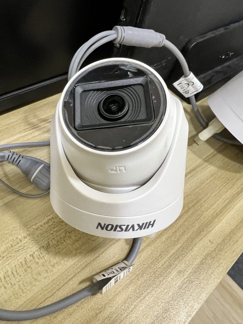 Hikvision DS-2CE76H0T-ITP CCTV Camera