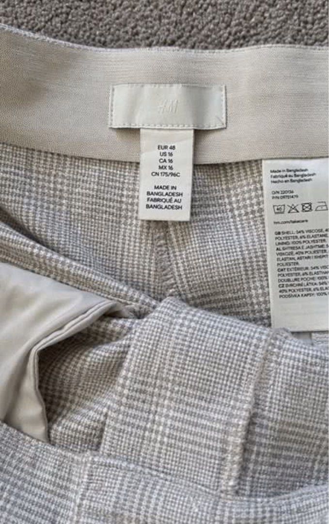 H&M women's light checkered trouser (Category: Other Bottoms) located in Quezon City. Submitted by amanda79146 (Listing ID 1434930194, Image 3). Description: - a little beige in actual -soft fabric - tapers at the end.