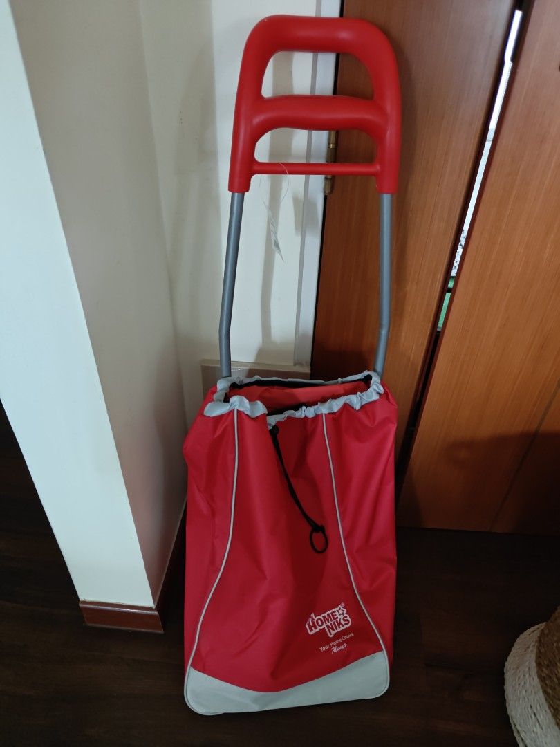 Home Basics Shopping Cart - Red