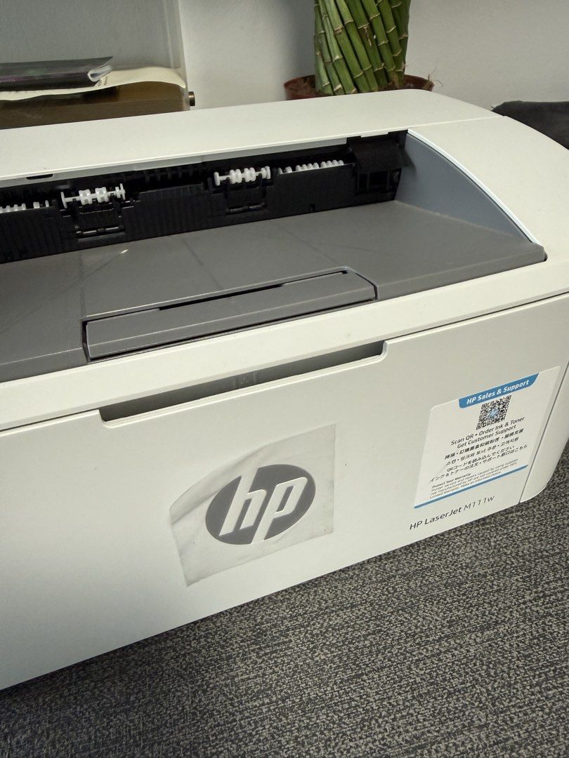 HP LaserJet M111w Printer with extra Toner439554362552494082