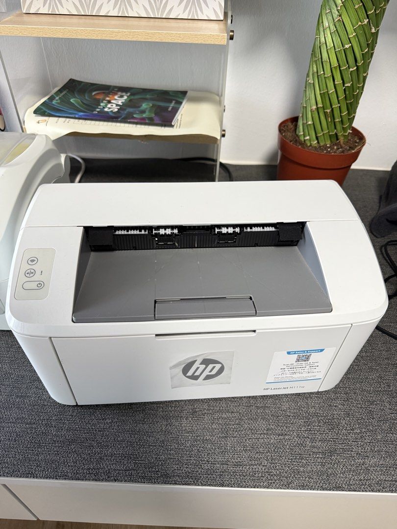 HP LaserJet M111w Printer with extra Toner439554362552494081