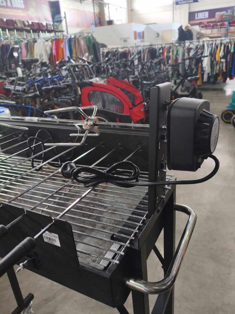 JUMBUCK GRILLER (Category: Other Kitchenware & Tableware) located in Manila. Submitted by hmrgrace5. (Listing ID 1434849068, Image 2). Description: .