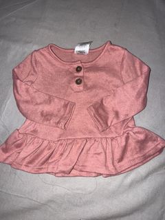 (Category: ) located in . Submitted by Mj_BABY_CLOTHES (Listing ID 1434881801, Image 1). Description: .