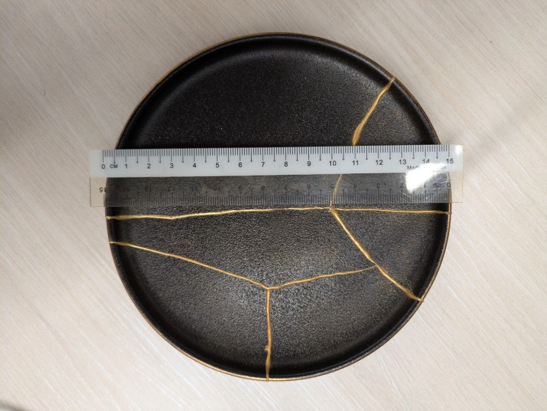Kintsugi plate439479105645465601