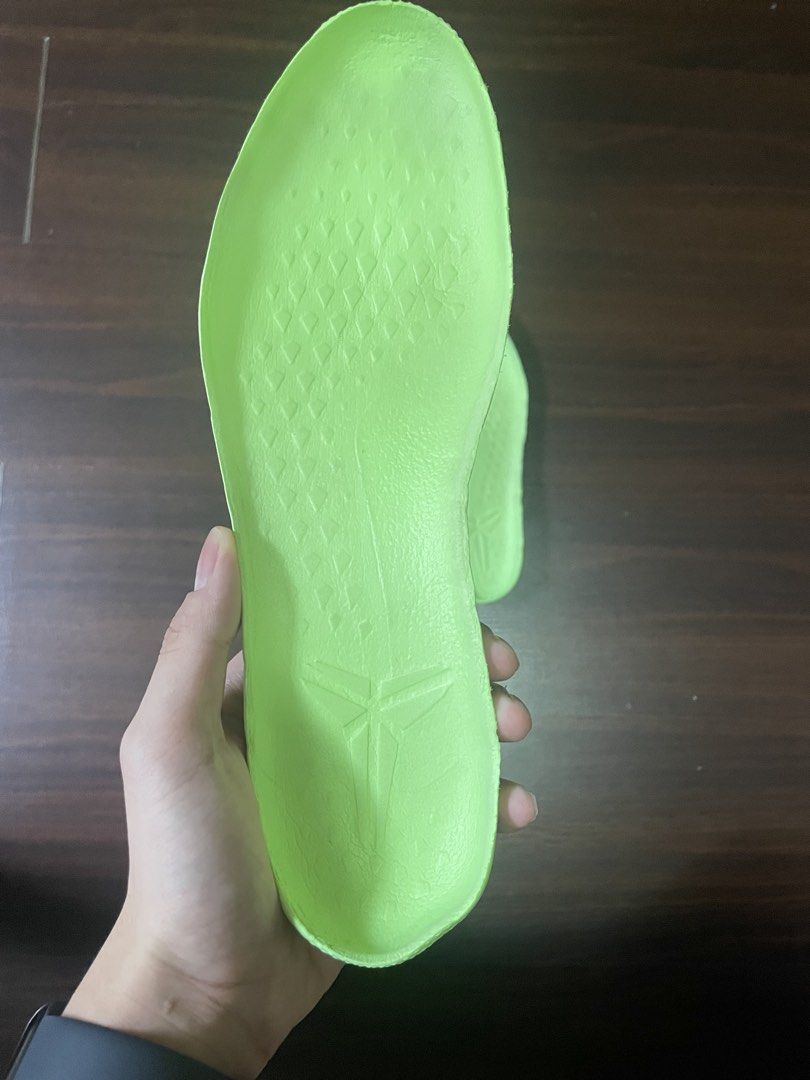 Kobe 8 Lunarlon Drop-in Midsole (Category: Sneakers) located in Marikina City. Submitted by feeingscomefeelingsgo (Listing ID 1434938144, Image 3). Description: Kobe 8 OG Lunarlon Drop-In Midsoles Suitable for Kobe’s or other Hoop shoes with Drop-In Midsoles For Size US 8.5 ₱500 +sf Marikina Location.