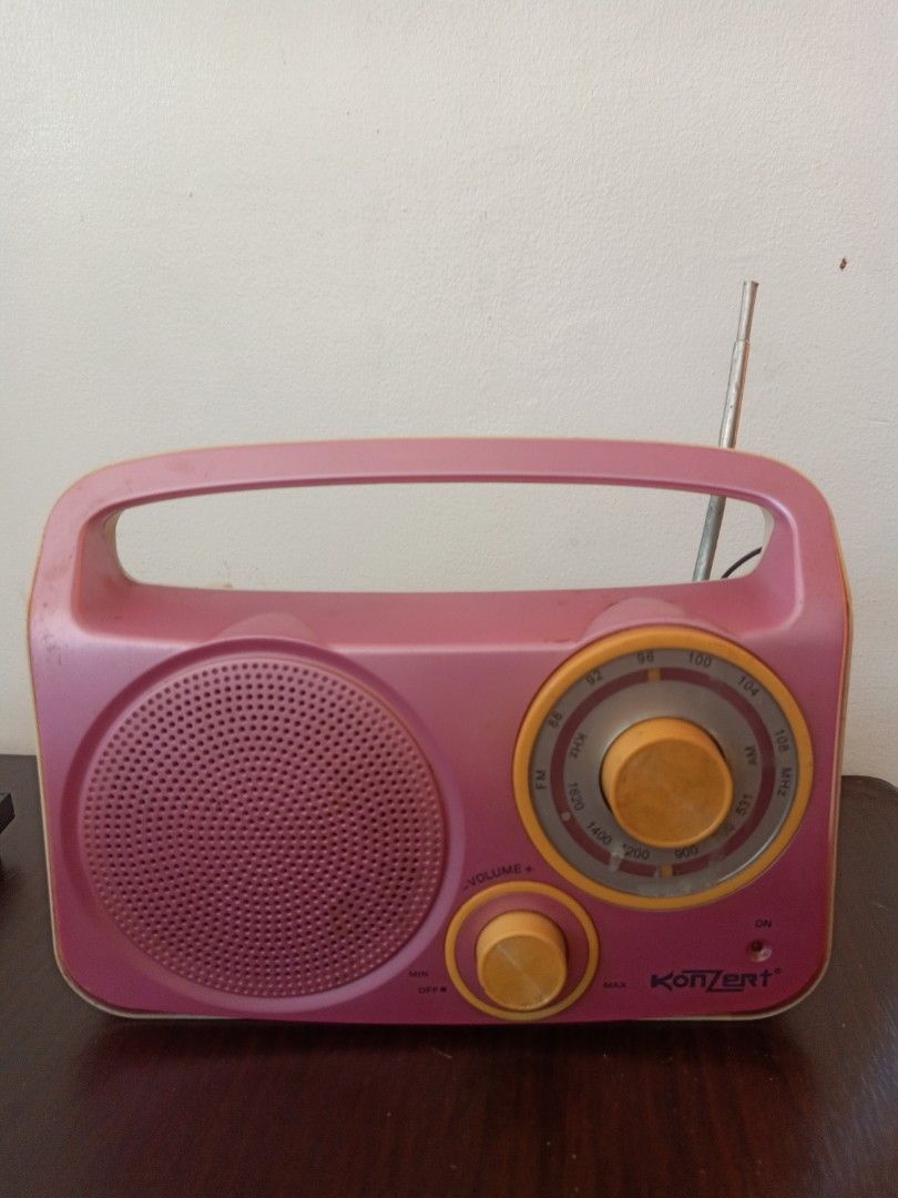 Konzert Portable Radio (Category: Portable Music Players) located in Las Pinas. Submitted by the_recycle_shop (Listing ID 1434862671, Image 1). Description: Working condition Fully functional Issue No power light broken Antena .