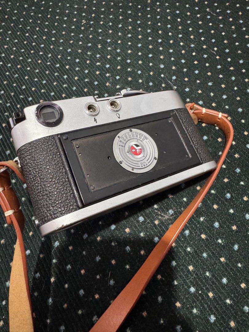 Leica M2 (Rapid Load Upgraded) (Category: Cameras) located in Manila. Submitted by rmndgrc (Listing ID 1434863601, Image 3). Description: Selling for a friend: Leica M2 (upgraded to rapid loading) (Rewind crank not included) 100k Lenses (Sold Separately) Voigt Nokton 40mm 1.4 - 20K Zeiss Biogon 35mm 2 - 40k.
