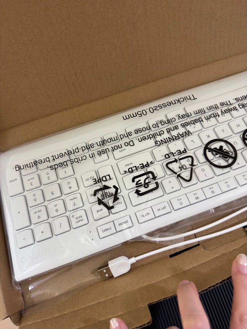 Lenovo Wired Keyboard and Mouse Set - White439549013609697281