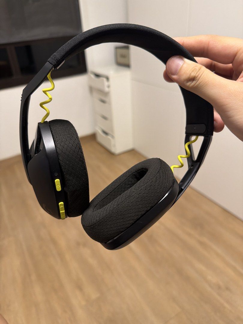 Logitech G435 Wireless Gaming Headset - Black