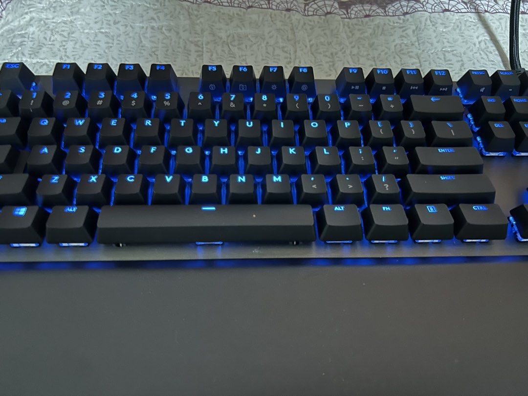 Logitech G512 Carbon Keyboard (Blue Switch)439669702673059841