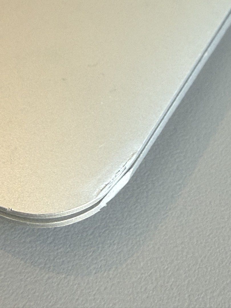 MacBook Air439428716985722884
