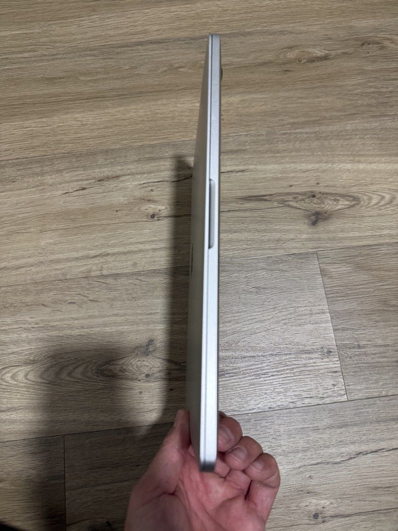 MacBook Pro 13-inch (2018)439542503986309124
