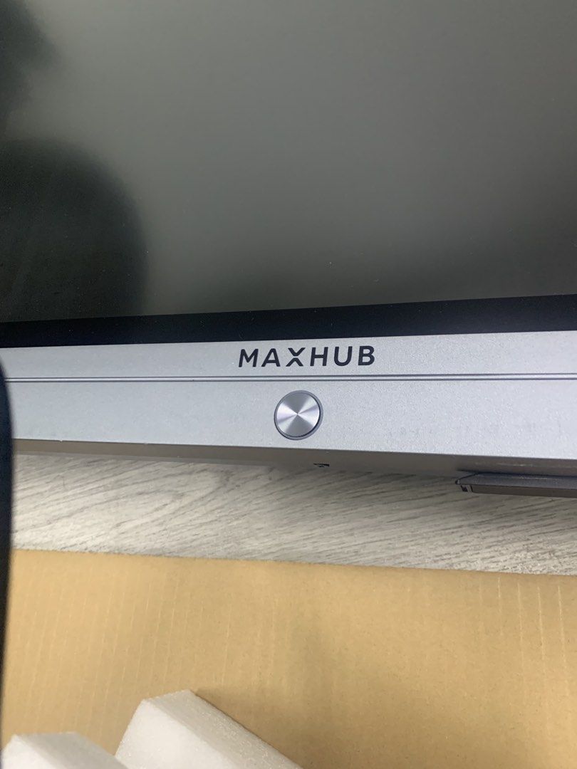 MAXHUB 65" Display - Brand New439435194543656961