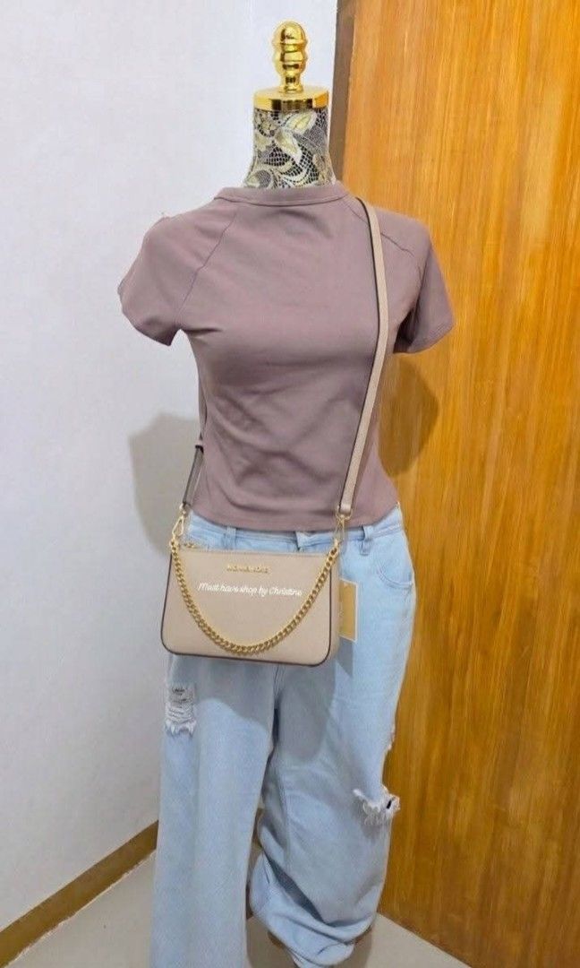 MK jetset chain medium pouchette (Category: Luxury Bags & Wallets) located in Bauang. Submitted by chictine (Listing ID 1382476418, Image 2). Description: In saffiano leather, color cream Brandnew With tag and carecard Source from US 💯% original or moneyback ✅ cod/cop accepted ✅ open for layaway 📍Bauang, La Union For more bags and proof of transactions, please visit my Fb page: Must have shop by Christine.