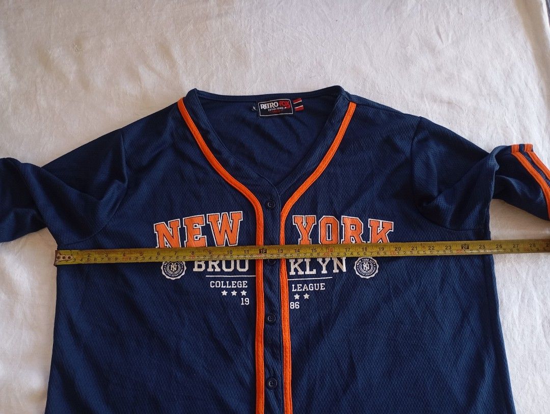 New York Baseball Jersey (Category: Activewear) located in Santa Elena. Submitted by d_thriftershp (Listing ID 1434816553, Image 3). Description: Length : 28 Width : 25.5 Fabric condition : excellent Color condition : 10/10 Issue : none +SF.