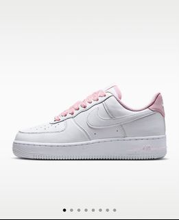 (Category: ) located in . Submitted by sneakerheadzzz (Listing ID 1434990845, Image 1). Description: .