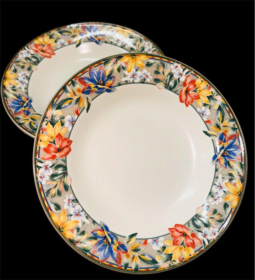 Pair of MIKASA Paradise Pattern Deep Plate (Category: Dinnerware & Cutlery) located in Manila. Submitted by rarefindsgallery (Listing ID 1434830289, Image 1). Description: 2 Pcs Mikasa Paradise Porcelain Deep Plates/ Dinner Plates Size: 9.5” Height: 2” Oven to table safe Dishwasher safe Microwave safe Like new Made in Japan 🇯🇵 Collectible item!!.