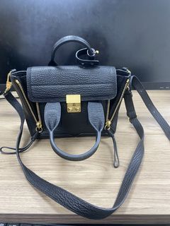 （分類：）位於 。 由 carolppi 提交（商品編號 1434957678，圖片 1）。簡介： 。