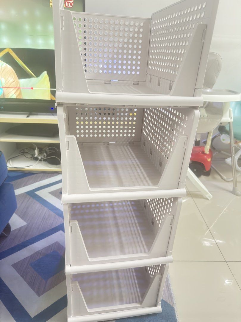 Stackable Storage Baskets (Category: Storage Boxes & Baskets) located in Kuala Lumpur. Submitted by skillful01 (Listing ID 1434850933, Image 1). Description: - Stackable storage baskets - White plastic material - Perforated design for ventilation - Space-saving design - Suitable for home and office use.