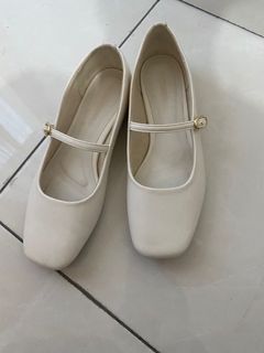 (Kategori: ) berada di . Dikirim oleh layakpakaibyolive (ID iklan 1434986988, Gambar 1). Deskripsi: .