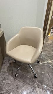 （分類：）位於 。 由 emw_emw 提交（商品編號 1434913490，圖片 1）。簡介： 。