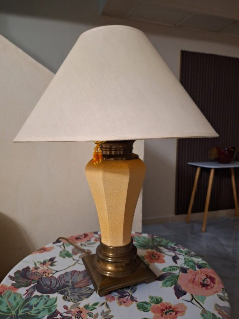 Table light (Category: Lighting) located in Kuala Lumpur. Submitted by e-garden (Listing ID 1434832304, Image 2). Description: Rm 70 for 2 Self Collect at Cheras , KL.