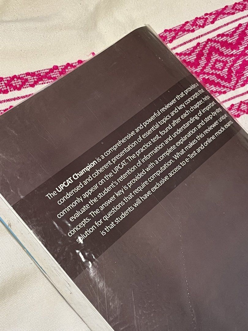 The UPCAT Champion 2020 (Category: Textbooks) located in Manila. Submitted by katneededspace_ (Listing ID 1434961912, Image 2). Description: Barely used, pages are as good as new 😄 .