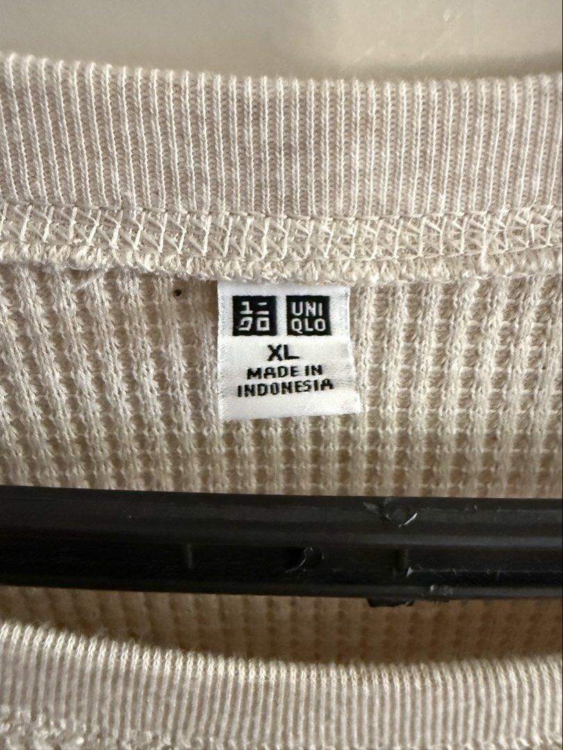 Uniqlo waffle/ribbed long sleeves (Category: Coats, Jackets and Outerwear) located in Muntinlupa City. Submitted by itsprelovednow (Listing ID 1434950458, Image 2). Description: .