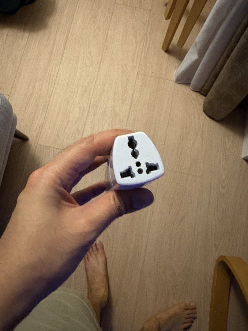 Universal Travel Adapter441425320917739521