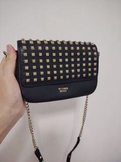 (Category: ) located in . Submitted by pinksales (Listing ID 1434919898, Image 1). Description: .