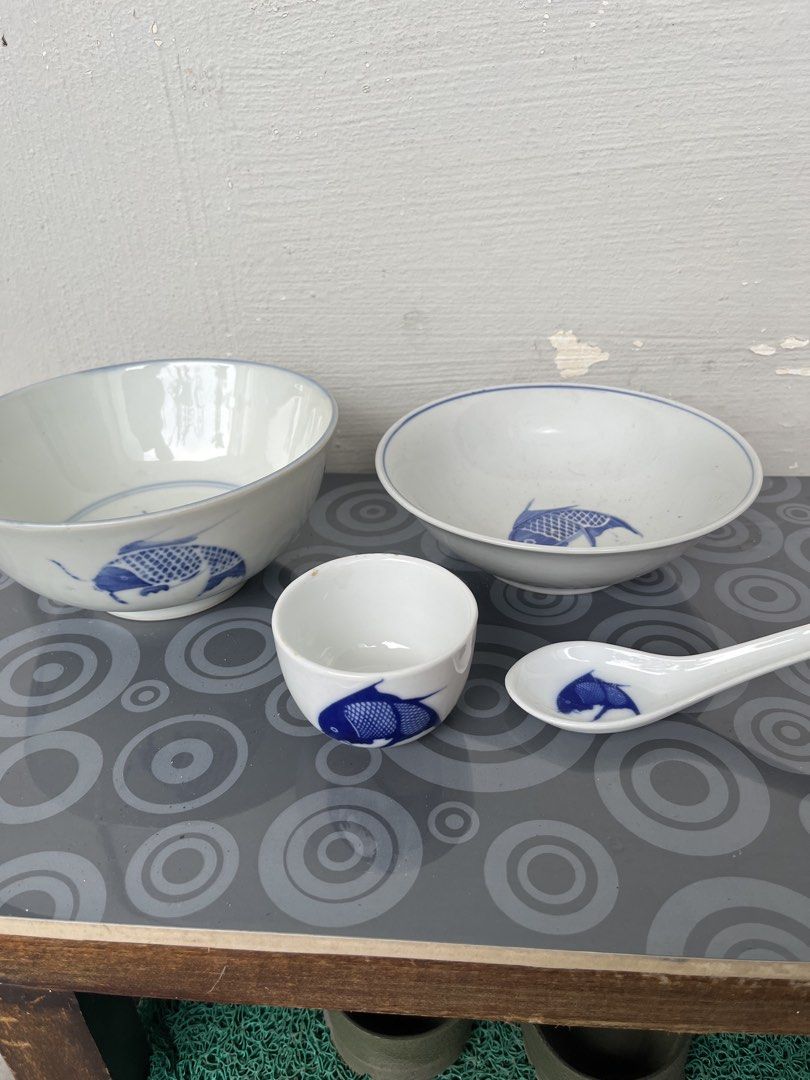 Vintage Blue and White Fish Bowl Set