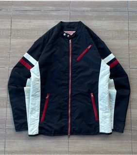 (Category: ) located in . Submitted by dames050719733 (Listing ID 1434854137, Image 1). Description: .