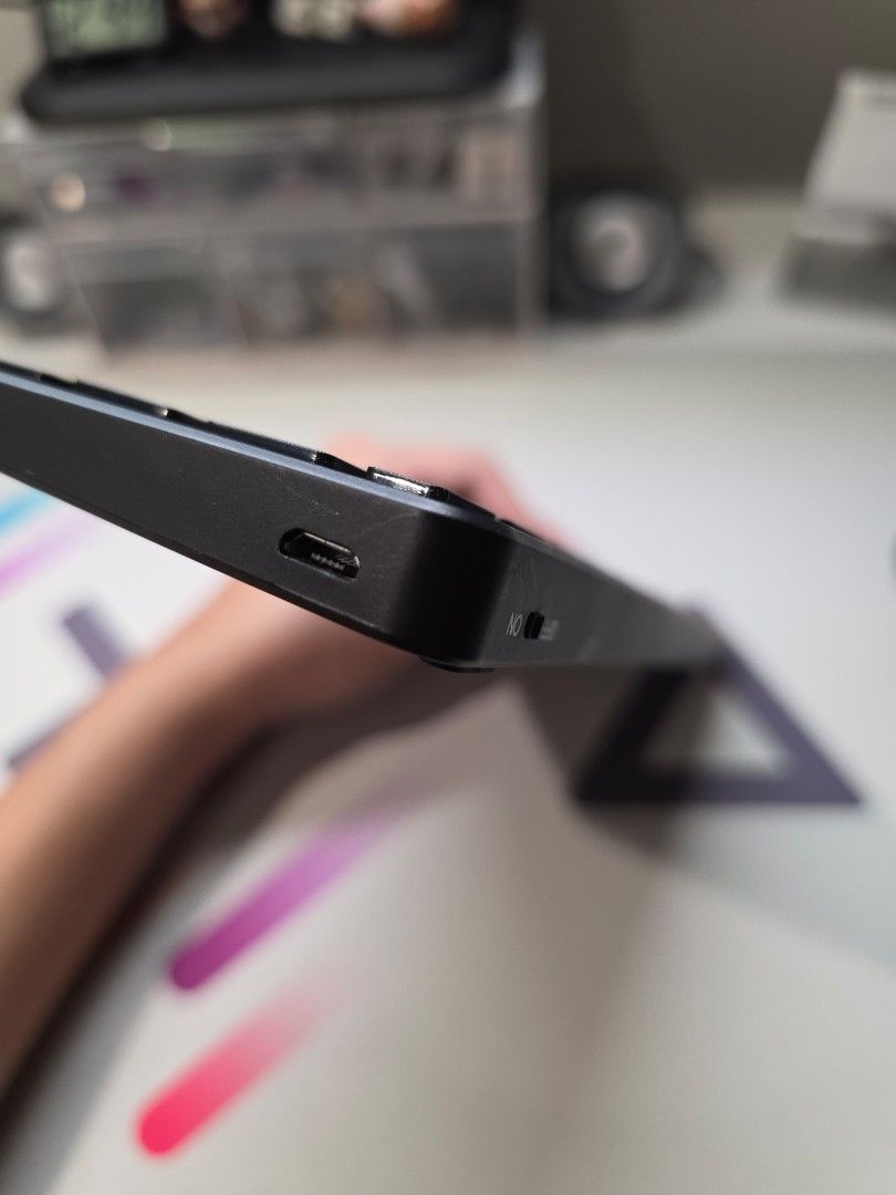 Wireless Keyboard - Black439998718873456644