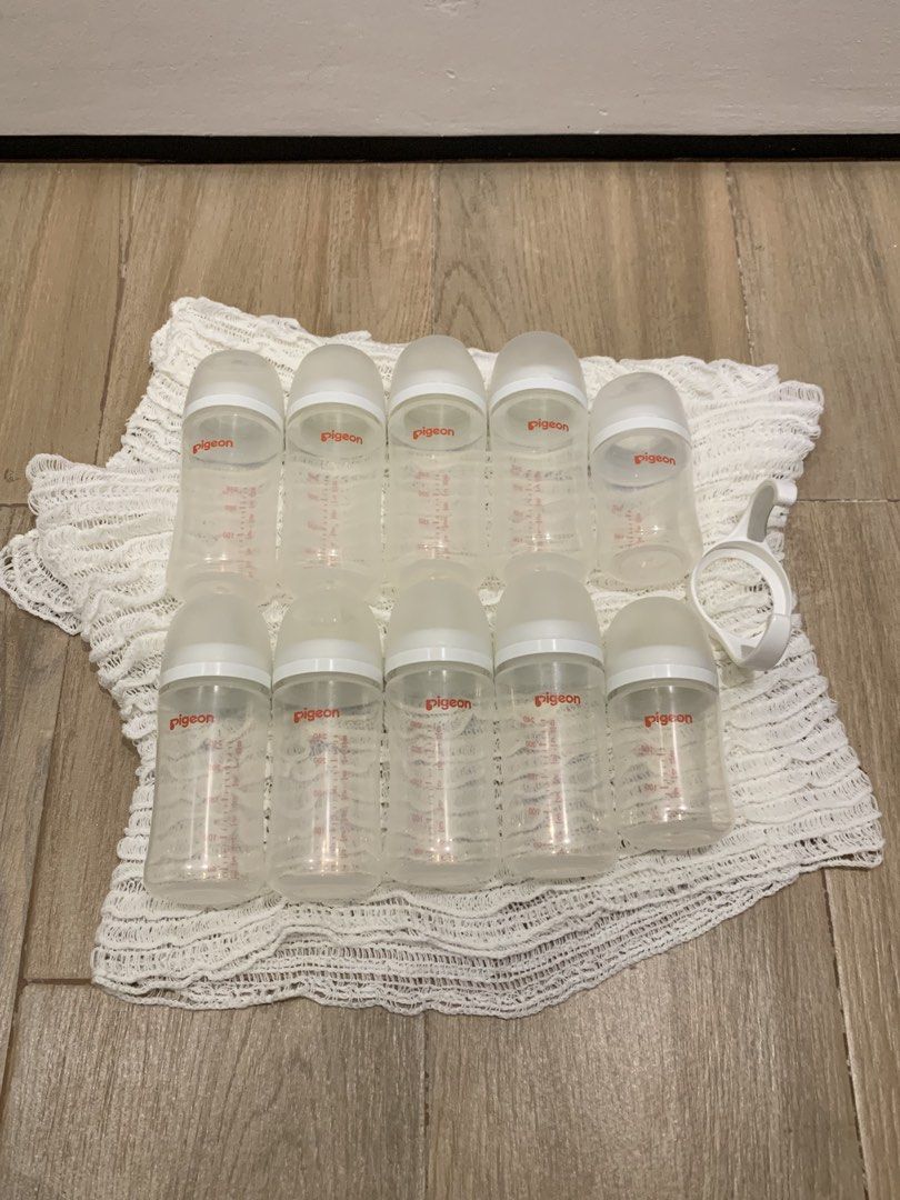 [RUSH] 6pcs pigeon bottles (Category: Breastfeeding & Bottle Feeding) located in Pasay City. Submitted by krome.ph (Listing ID 1435160390, Image 2). Description: 🟢 ₱350 each | ₱1,850 take all (6 big bottles) ⭐️ rfs: outgrown, need tuition funds ⭐️ need nipple replacement i have more items available: ☑️ highchair ☑️ feeding set ☑️ bottles & sippy cups ☑️ bath set ☑️ wink binder ☑️ baby clothes ☑️ mats ☑️ playpen with mattress mop: gcash mod: book